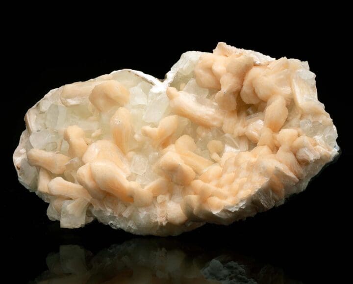 Stilbite on Apophyllite - Image 2