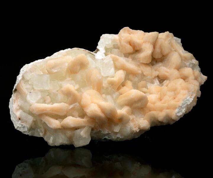 Stilbite on Apophyllite - Image 3