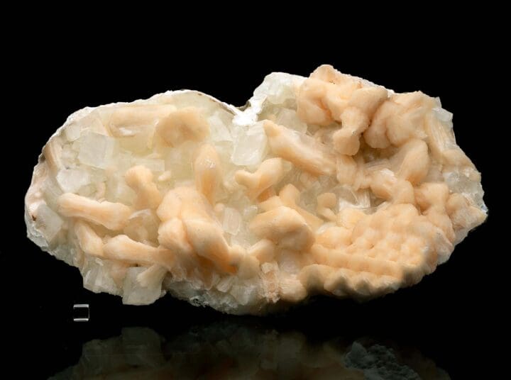 Stilbite on Apophyllite - Image 4