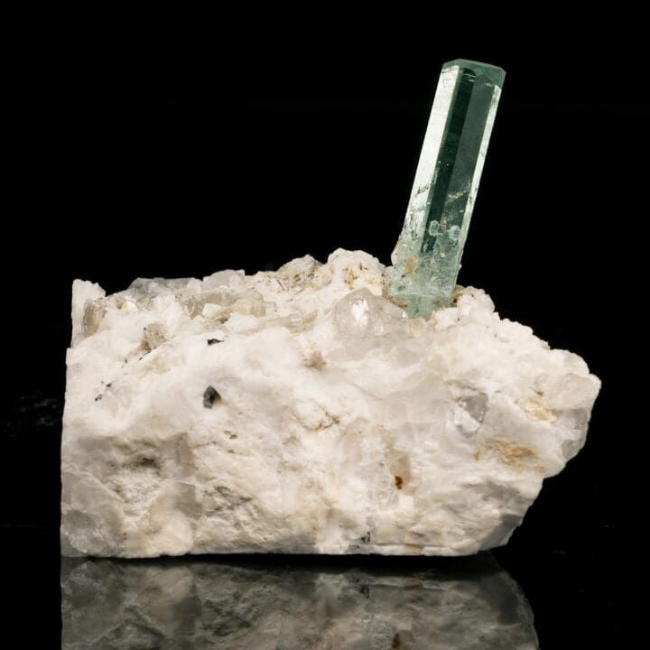 Aquamarine in Microcline and Quartz From Pakistan // 338 Grams - Image 2