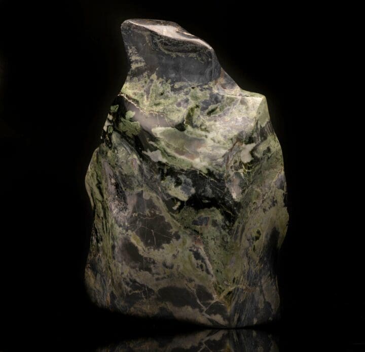 Black and Green Jade Freeform - Image 2