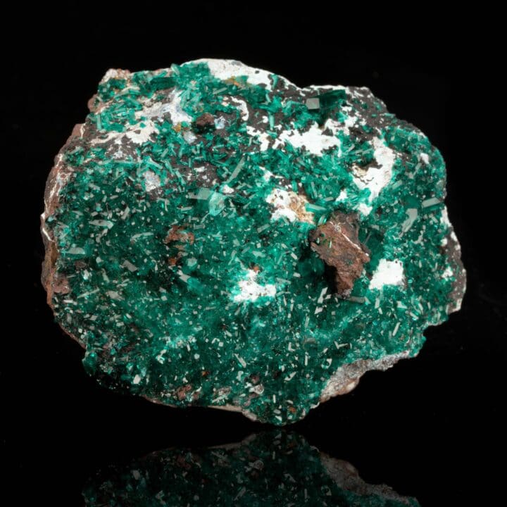 Dioptase // 89.31 Grams - Image 2