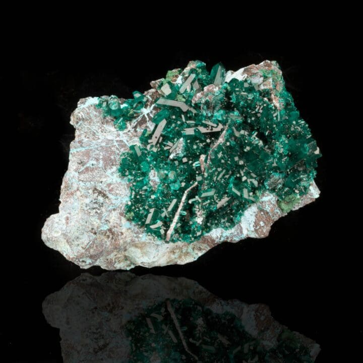 Dioptase // 93.22 Grams - Image 2