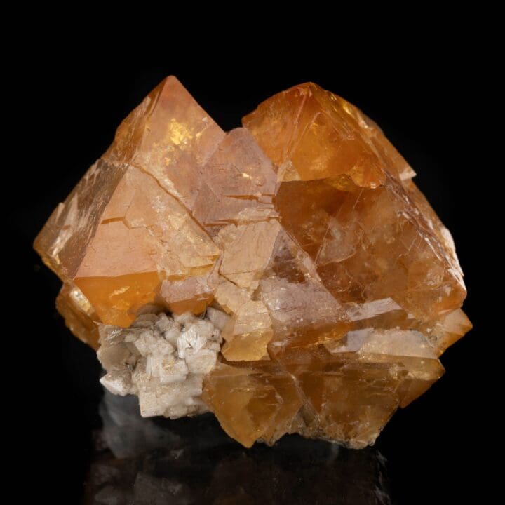 Scheelite // 276 Grams
