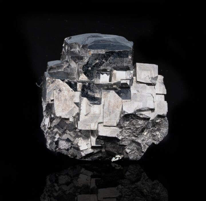 Magnetite // 235 Grams