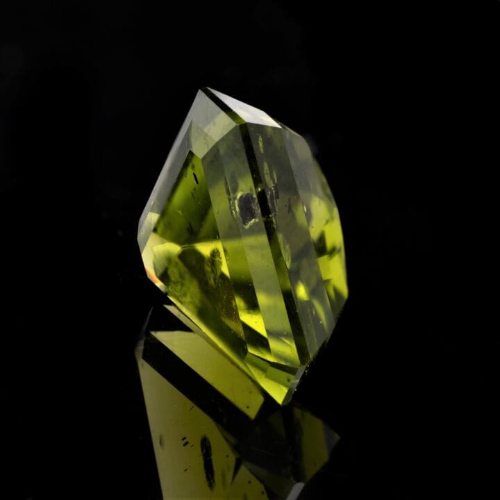 Peridot // 11.47 Carats - Image 2