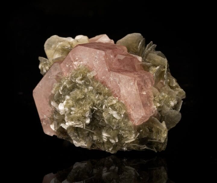 Pink Apatite on Muscovite // 103 Grams - Image 2
