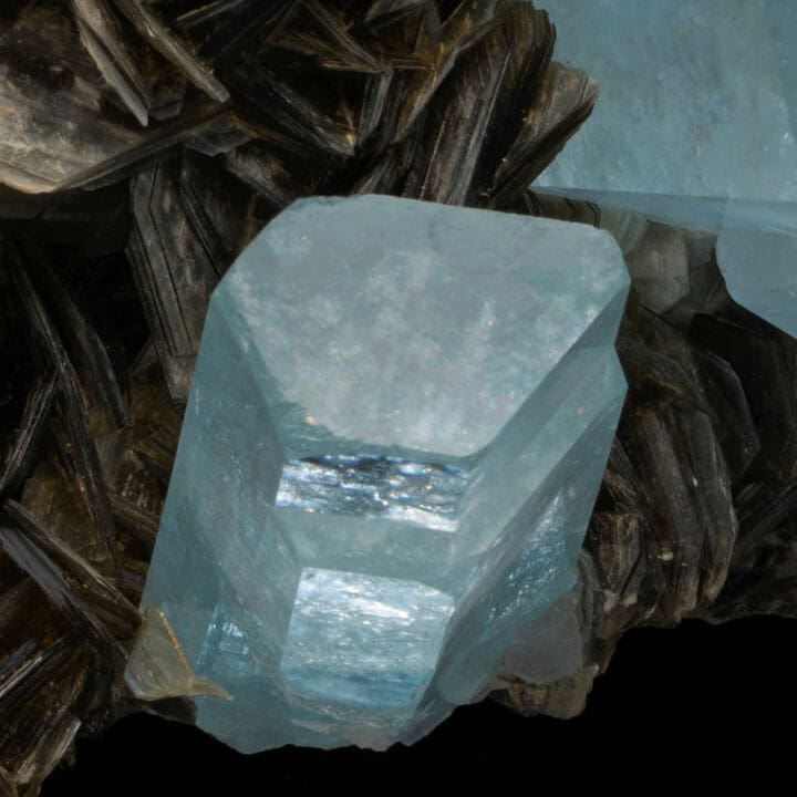 Aquamarine on Muscovite // 6.5 Lb. - Image 4