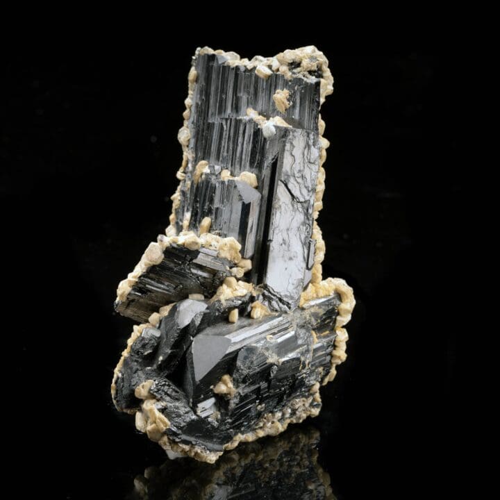 Wulframite From China // 2.42 Lb. - Image 3