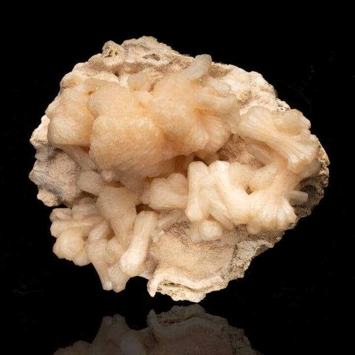 Stilbite // 2.32 Lb. - Image 3