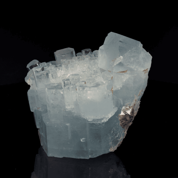 Aquamarine with Muscovite - Image 2