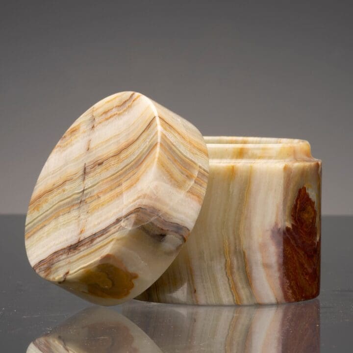 Medium Round Banded Onyx Keepsake Box