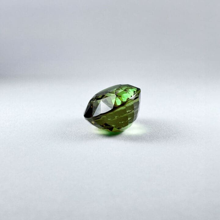 GIA Certified 8.41 Carat Natural Color Change Alexandrite - Image 17