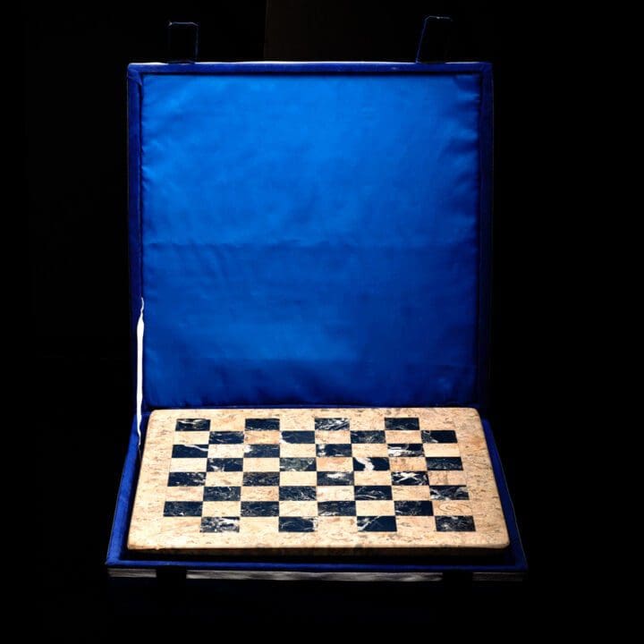 Hand-Carved Onyx Chess Set With Velvet Case - Image 4