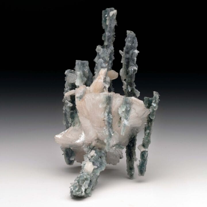 Heulandite with Chalcedony Stalactites - Image 4