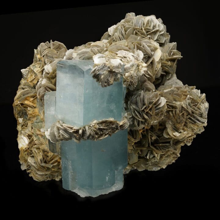 Aquamarine on Muscovite // 8.77 Lb - Image 8