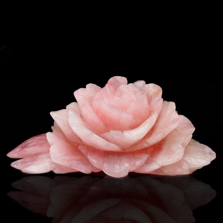Carved Rose Quartz 1.85 Kg - Image 4