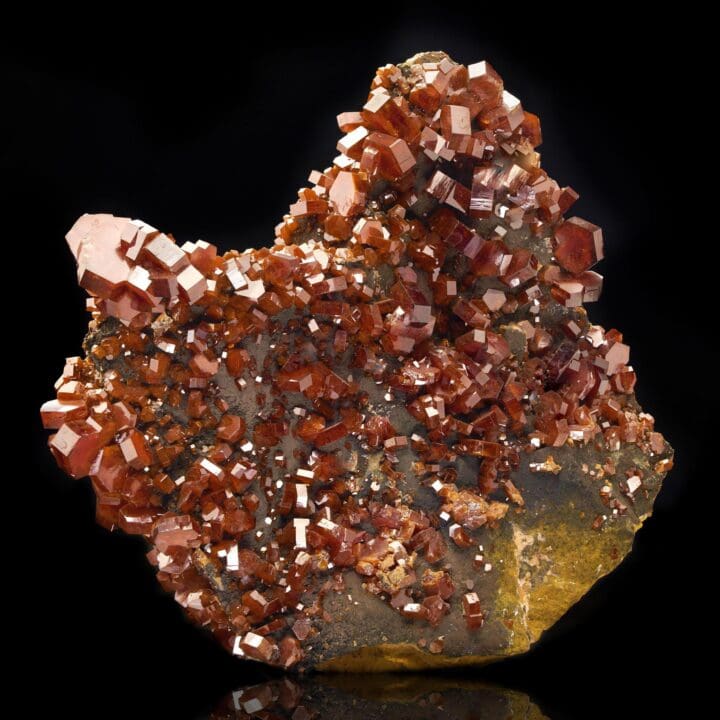 Vanadinite on Hollandite - Image 3