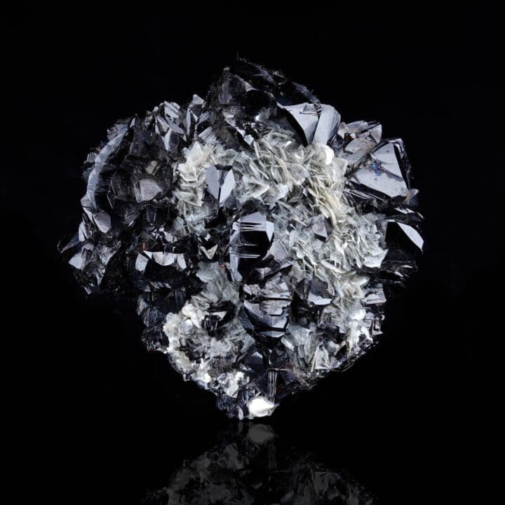 Cassiterite With Muscovite From Pingwu Mine