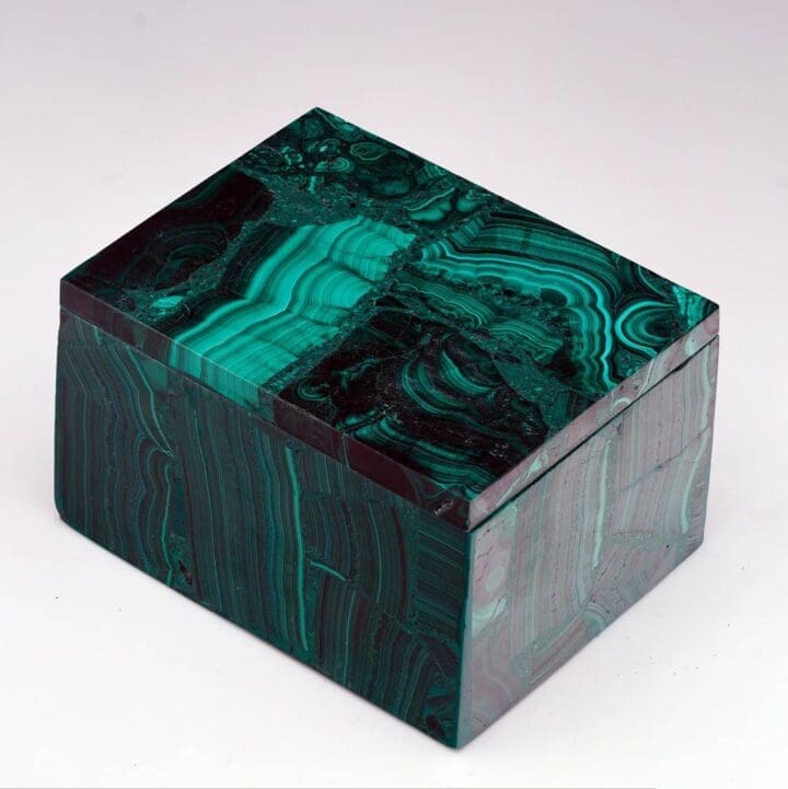 Hand-Carved Malachite Trinket Box - Image 2